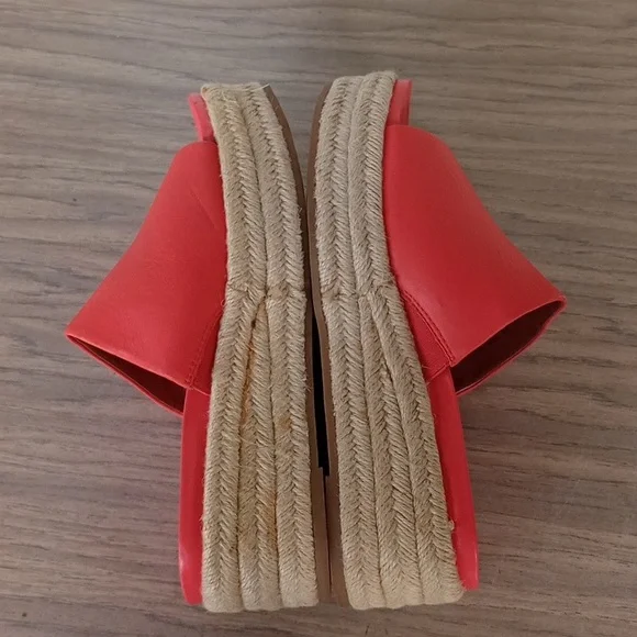 Franco Sarto Red Slide Sandals - Picture 8 of 12